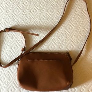 Brown crossbody purse